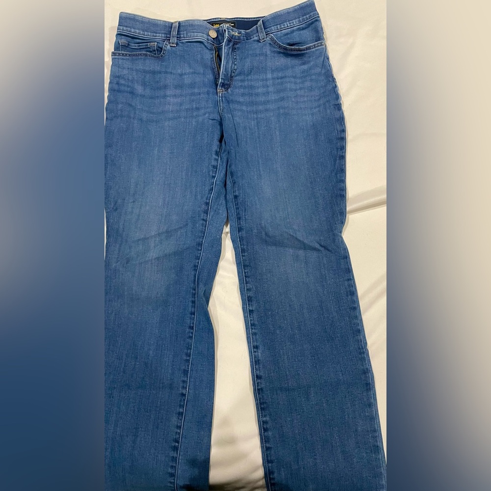 Lee Straight Leg Jeans Flexmotion